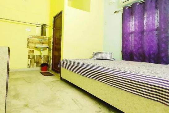 Amar Priya Guest House โกลกาตา ภายนอก รูปภาพ